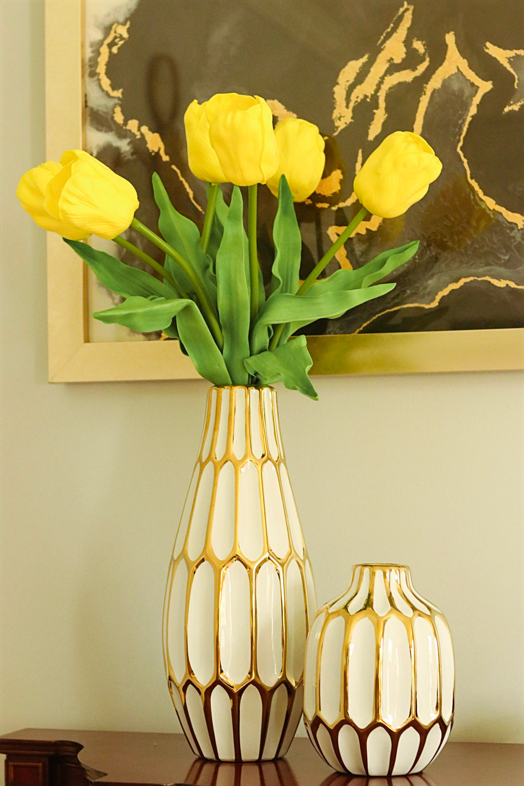 Elegant White and Gold Vase Set