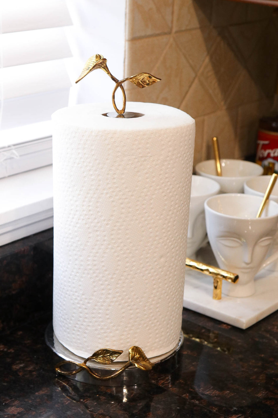 Gold Paper Towel Holder with Leaf Design - 7 Base – Classic Touch Decor
